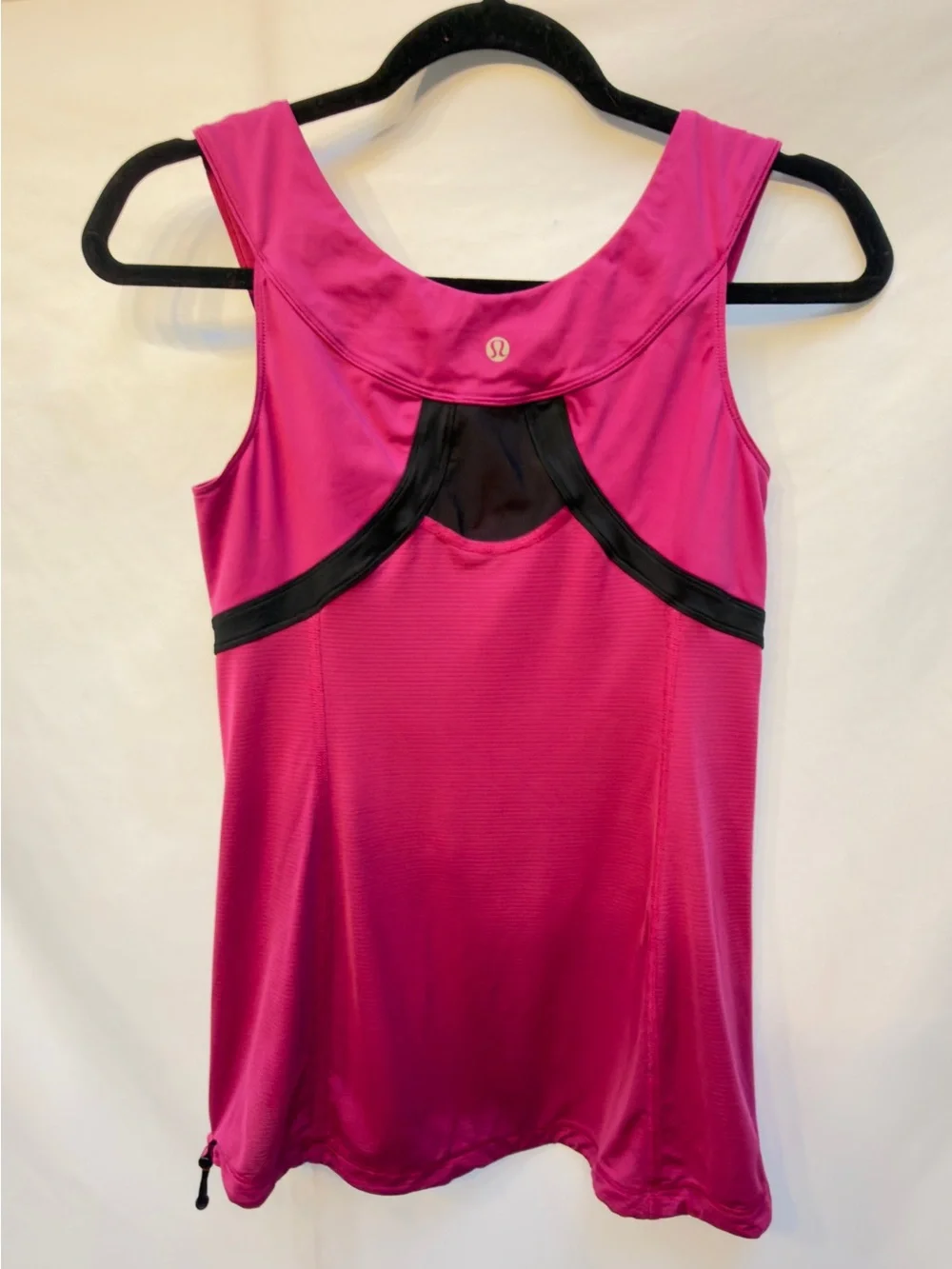 Lululemon Drawstring bottom tank size 6